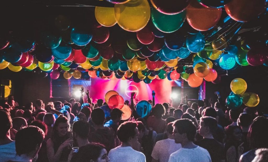 50 college dorm party ideas 2 50 college dorm party ideas