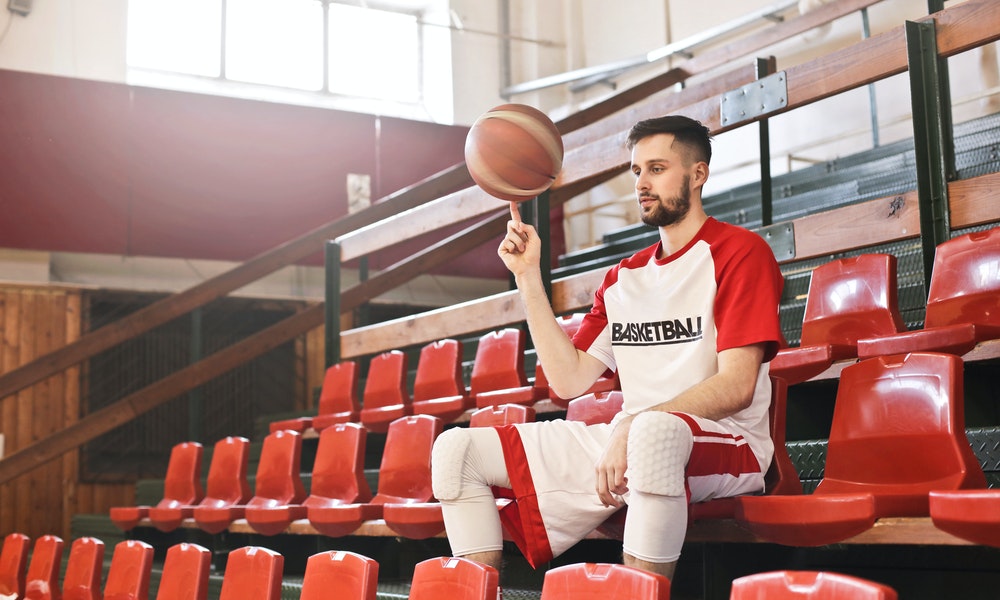 How-long-is-a-College-Basketball-game-1