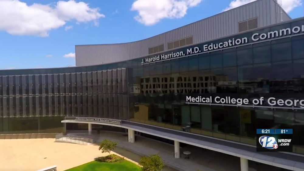 10 Easiest Medical Schools To Get In To In America
