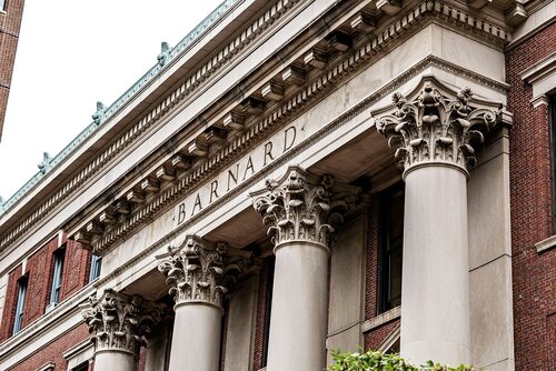 Barnard College Acceptance Rate and Admission Requirements 2021/22