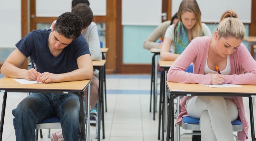 HOW TO ANSWER EXAMINATION QUESTIONS