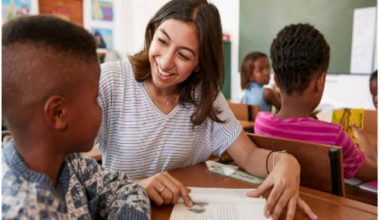 What is practicum in education