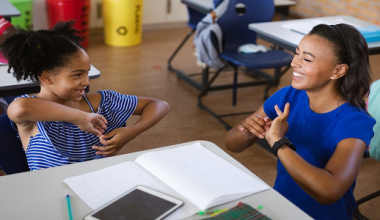 ow To become An Education Teacher For To Deaf